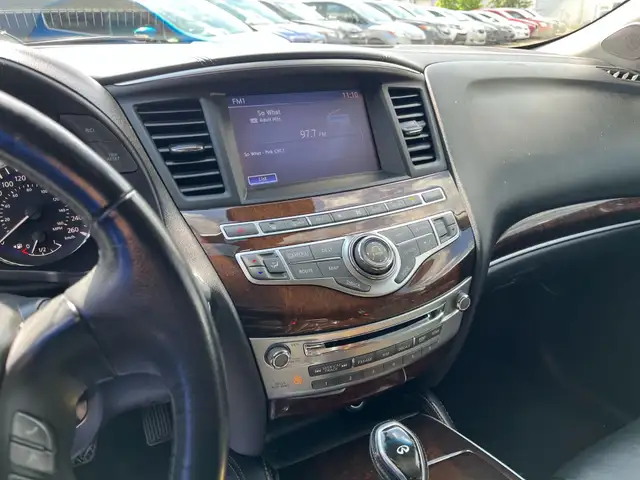2016 INFINITI QX60 AWD 4dr in Cars & Trucks in Calgary - Image 13