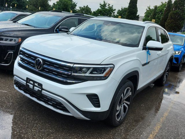 2022 Volkswagen Atlas Cross Sport Highline V6 AWD | Leather in Cars & Trucks in Guelph