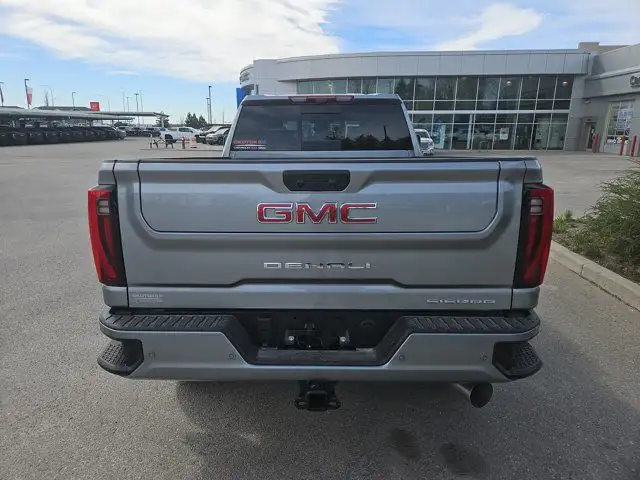 2025 GMC Sierra 3500 HD Denali62937538120705124