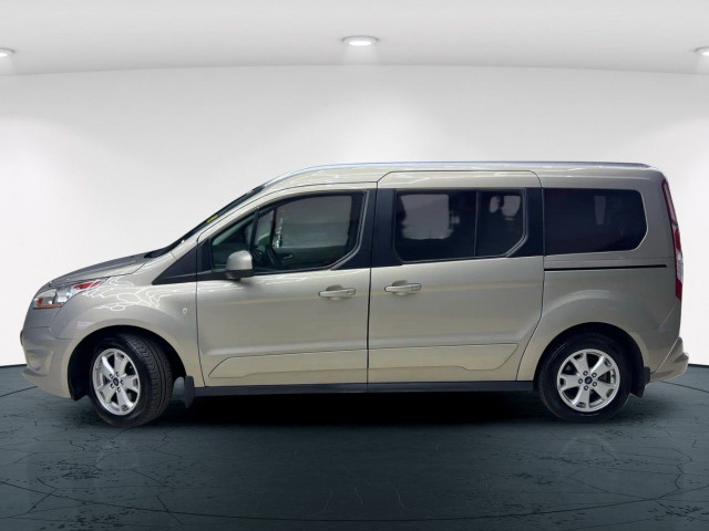 2015 Ford Transit Connect Wagon in Cars & Trucks in Edmonton - Image 4