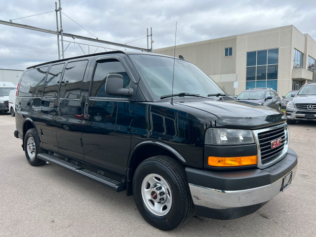 2023 GMC Savana Passenger GMC Savana LT - 12 Passenger in Cars & Trucks in Oakville / Halton Region - Image 3