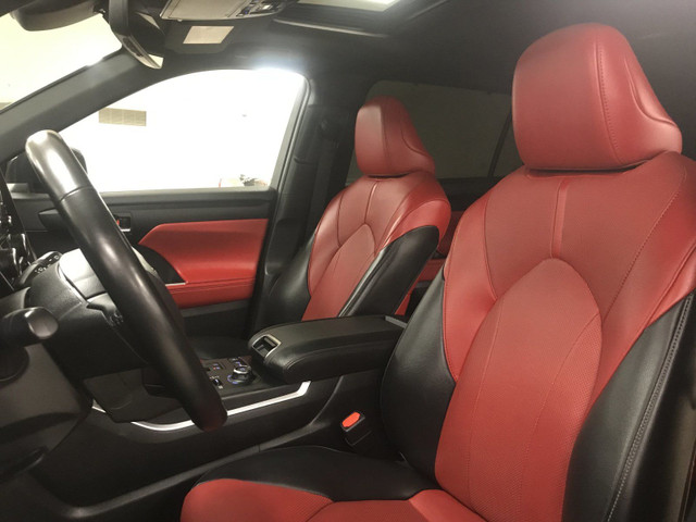 2022 Toyota Highlander XSE AWD in Cars & Trucks in Calgary - Image 4