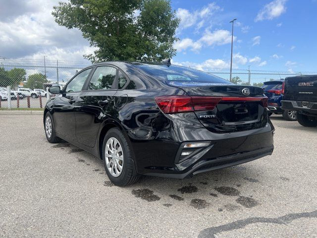 2020 Kia Forte LX / MANUAL in Cars & Trucks in Calgary - Image 4