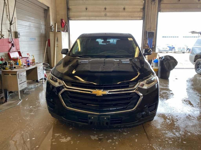  2019 Chevrolet Traverse LS in Cars & Trucks in Barrie - Image 2