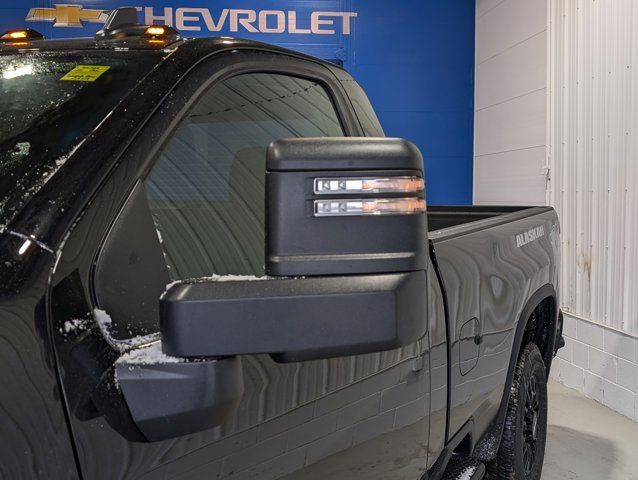 2025 Chevrolet Silverado 2500HD Work TruckConvenience Pkg in Cars & Trucks in Barrie - Image 3