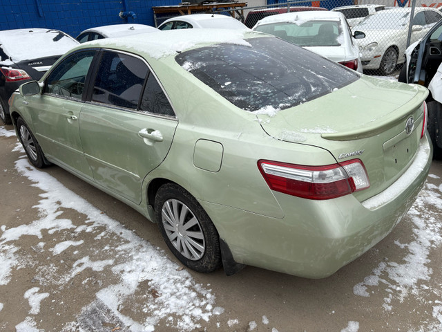 2009 Toyota Camry XLE in Cars & Trucks in Calgary - Image 2