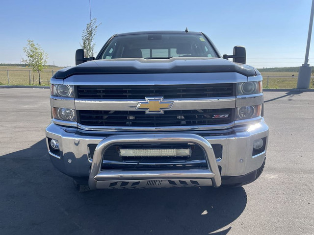 2015 Chevrolet Silverado 2500HD LTZ in Cars & Trucks in Calgary - Image 2