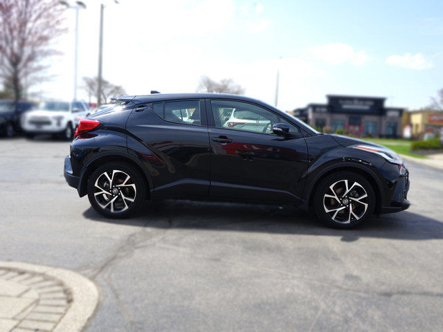2021 Toyota C-HR XLE Premium in Cars & Trucks in Hamilton - Image 4