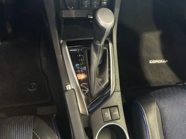 2017 Toyota Corolla SE Auto AC Cam in Cars & Trucks in Gatineau - Image 17
