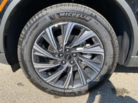 Refined and reimagined, the 2025 Lincoln Aviator Premiere brings together powerful performance, inte... (image 3)