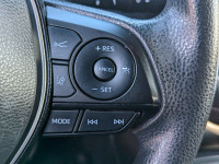 LOW KMS! COROLLA HATCHBACK, THIS CAR ONLY HAS 30,000KMS AND IS IN EXCELLENT CONDITION. NO ACCIDENTS,... (image 5)