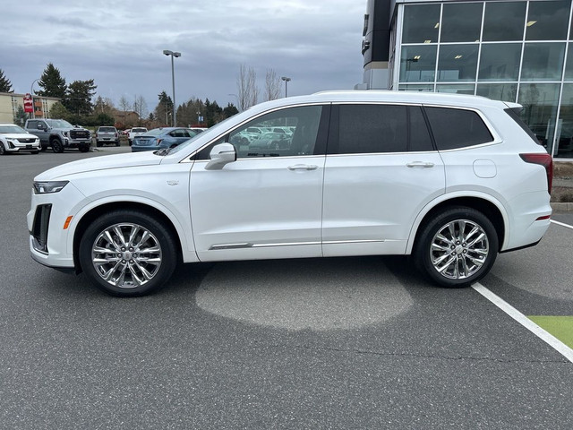  2022 Cadillac XT6 in Cars & Trucks in Nanaimo - Image 2