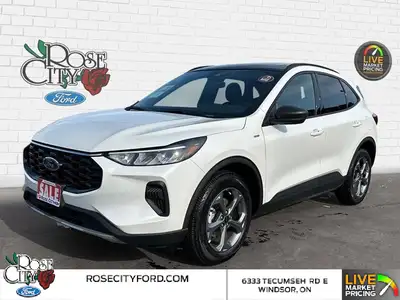 - ONE OWNER - ACCIDENT FREE - HEATED CLOTH SEATS - HEATED STEERING WHEEL - PANORAMIC SUNROOF - NAVIG...