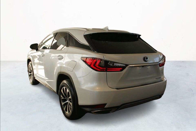2022 Lexus RX 350 AWD in Cars & Trucks in City of Montréal - Image 3