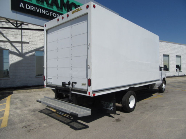 2024 Ford E-450 GAS 16 FT HIGH BOX CUBE VAN WITH ROLL OUT RAMP in Cars & Trucks in Oakville / Halton Region - Image 2