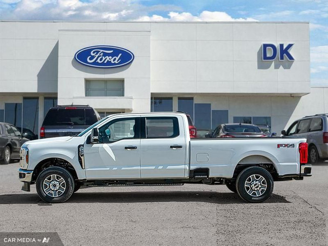 2025 Ford F-250 Super Duty XLT in Cars & Trucks in Edmonton - Image 3