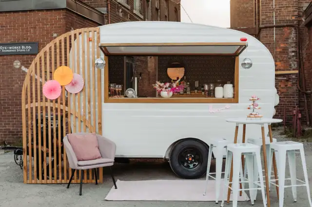 Mobile Bars - Ice Cream, Cofee, Bakery in Cargo & Utility Trailers in Hamilton - Image 12
