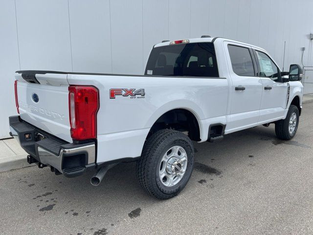 2025 Ford Super Duty F-350 SRW XLT in Cars & Trucks in Strathcona County - Image 4