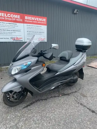 2016 Suzuki Burgman 400 Fully Reconditioned & Ontario Safety Certified Well-maintained and in great...