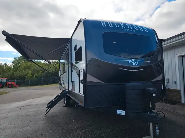 2025 Rockwood Signature 8263MBR in Travel Trailers & Campers in Annapolis Valley - Image 5