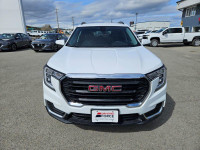 2023 GMC Terrain SLE AWD, 1.5L 4Cylinder, Remote Start, Heated Seats, Backup Camera, Keyless Entry,... (image 1)