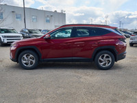 Come see this 2022 Hyundai Tucson Pref Trend | Awd | Adaptive Cruise | Lane Keep Assist | Carplay |... (image 1)