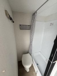 Shasta Oasis SST16RE- Have you been searching for a light towable travel trailer? A place to escape... (image 6)