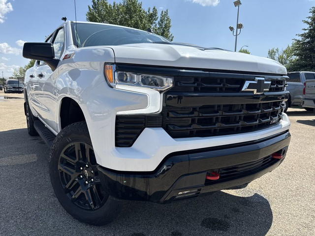 2025 Chevrolet Silverado 1500 LT Trail Boss in Cars & Trucks in Edmonton - Image 2