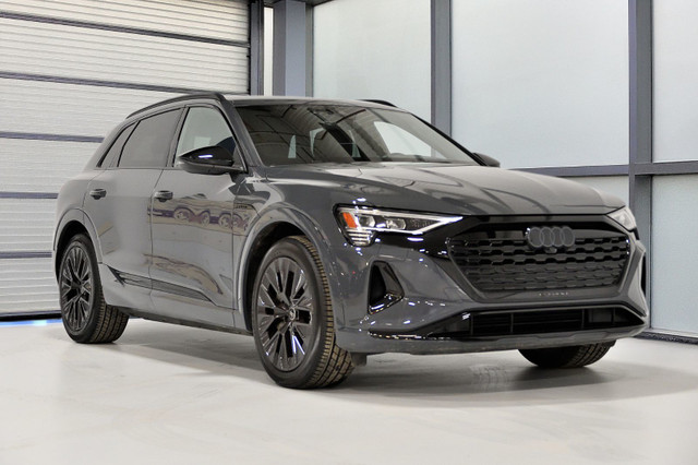 2024 Audi Q8 e-tron Black Optics / Ensemble Superieur / Bang & O in Cars & Trucks in Longueuil / South Shore