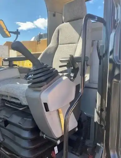 2014 CAT 312E in Heavy Equipment in City of Halifax - Image 3