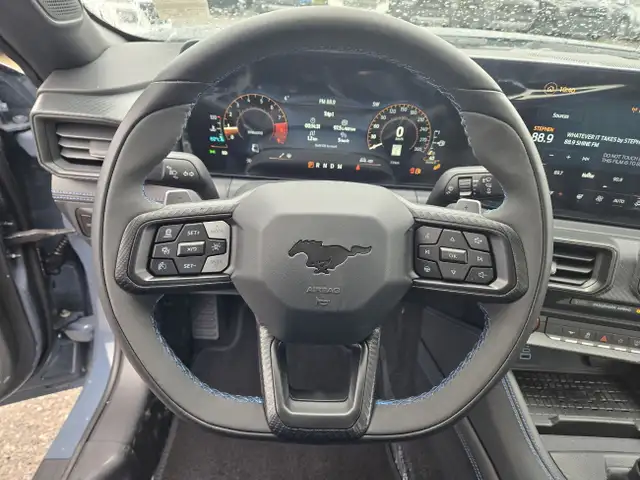 2024 Ford Mustang DARK HORSE TECH PACK / APPEARANCE PACK dans Autos et camions dans Calgary - Image 16