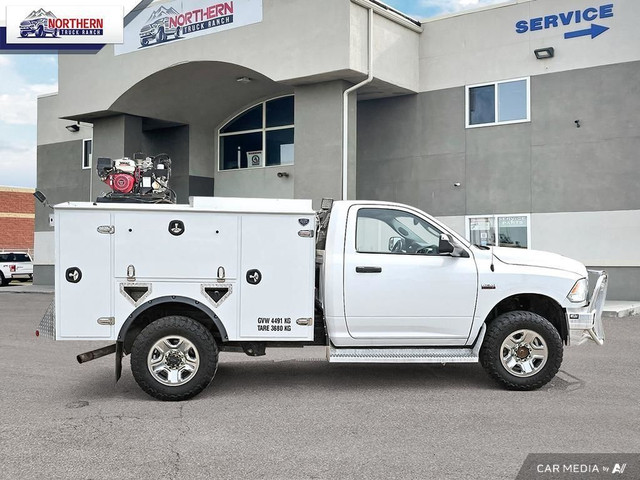 2018 RAM 2500 SLT 2018 Ram 2500 Regular Cab 4x4 – Utility/Ser... in Cars & Trucks in Edmonton - Image 4