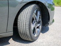 Low Mileage, Leather Seats, Sunroof, Premium Audio, Wi-Fi, Heated Steering Wheel! Compare at $28854... (image 6)
