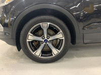 Check out this vehicle's pictures, features, options and specs, and let us know if you have any ques... (image 4)