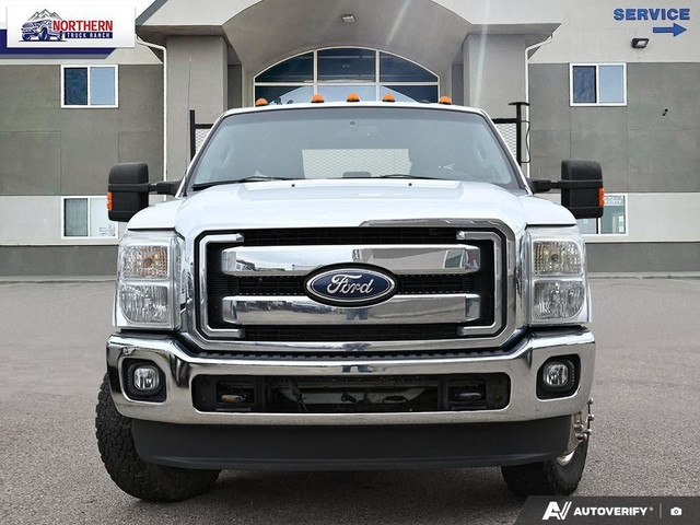 2012 Ford F-350 XLT CREW CAB 4X4 POWERSTROKE DIESEL FLAT DECK in Cars & Trucks in Edmonton - Image 2
