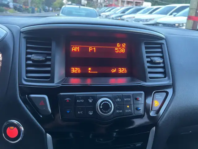 2016 Nissan Pathfinder 4WD S in Cars & Trucks in City of Toronto - Image 15