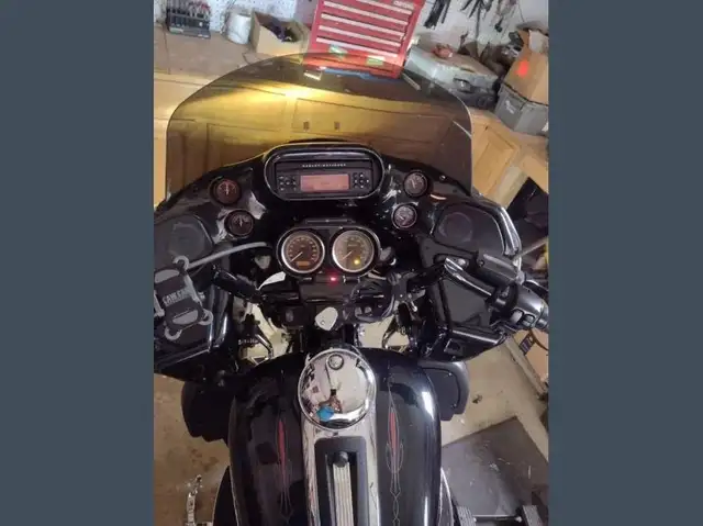 2013 HARLEY-DAVIDSON TOURING ROAD GLIDE ULTRA: $125 BW! in Street, Cruisers & Choppers in Edmonton - Image 10