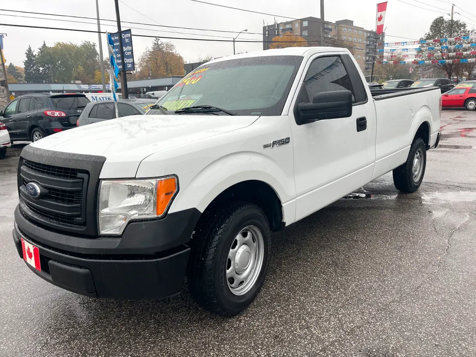 2013 Ford F-150 XL 8 FOOT BOX AIR COND....EXTREMELY CLEAN...NICE