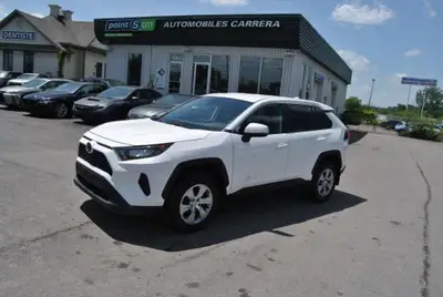 LE AWD, backup camera, heated seats, apple carplay/android auto, bluetooth, cruise control, auto hol...