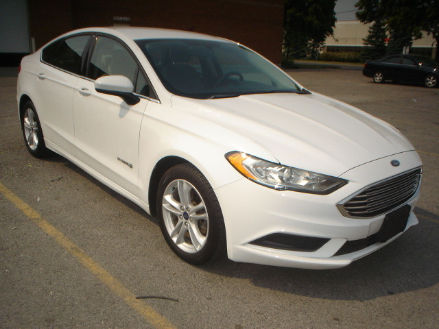 2018 Ford FUSION HYBRID S in Cars & Trucks in Mississauga / Peel Region - Image 2