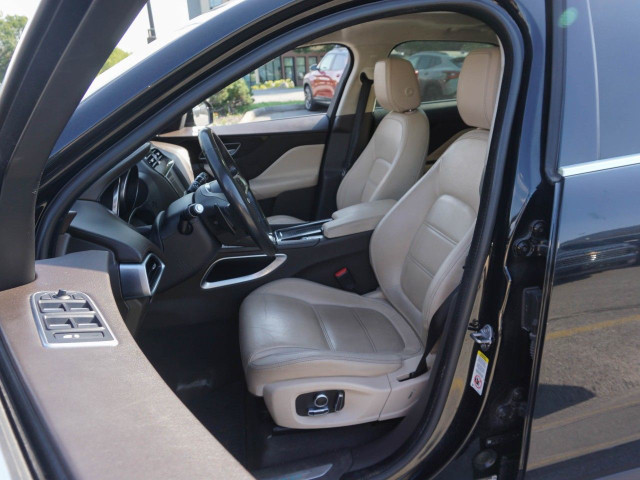 2019 Jaguar F-PACE in Cars & Trucks in Penticton - Image 3