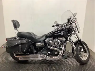 Welcome New Riders! Financing Options Available! 2011 Harley-Davidson Dyna Fat Bob This 2011 Dyna Fa...