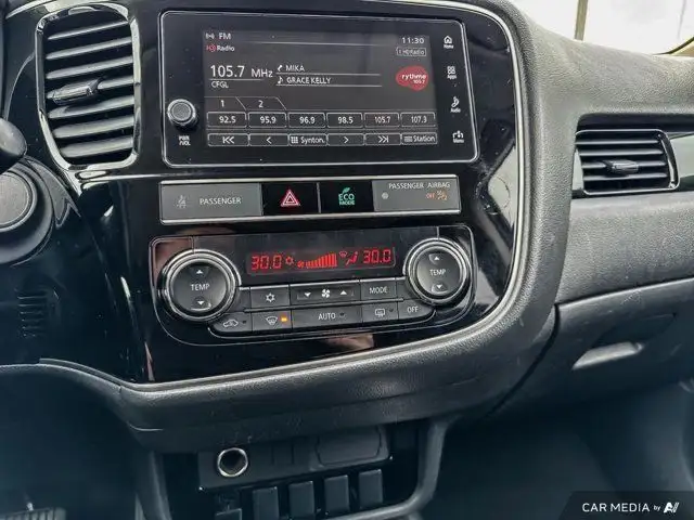 2019 Mitsubishi Outlander Essential | Bluetooth | Siege Chauffan in Cars & Trucks in Laval / North Shore - Image 24