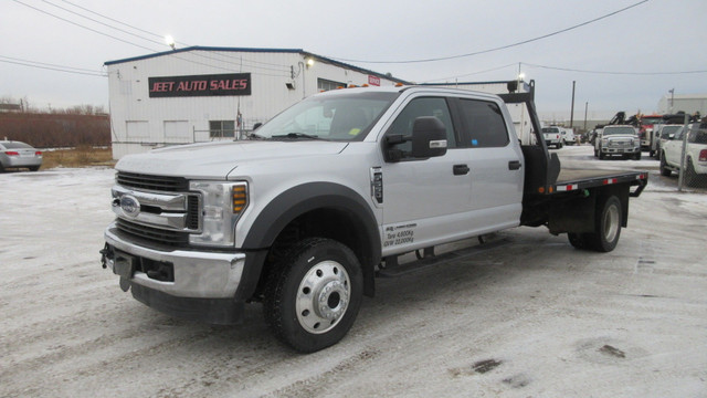 2018 Ford F-550 XLT CREW CAB FLAT DECK WITH 12 FT BED in Cars & Trucks in Edmonton - Image 2