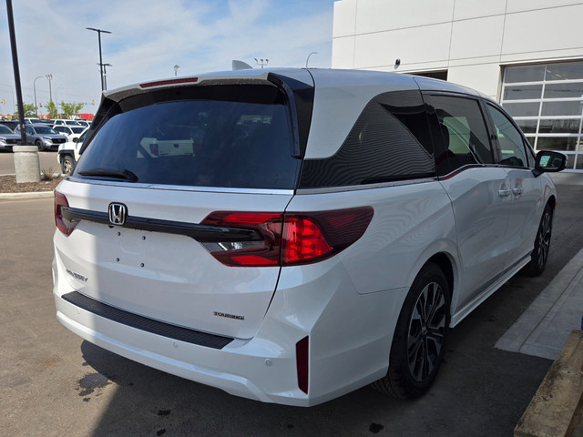 2025 Honda Odyssey Touring **POWER LIFTGATE AND SIDE DOORS**M... in Cars & Trucks in Grande Prairie - Image 4