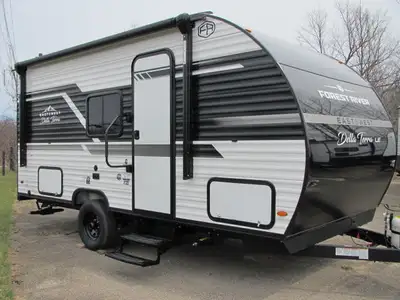 CHECK OUT THIS QUALITY BUILT LIGHT WEIGHT TRAILER BY EAST TO WEST-3569 LBS DRY WITH A TOUNG WEIGHT O...