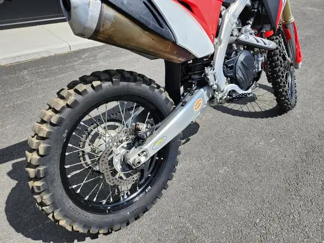 2019 Honda CRF 450 L in Dirt Bikes & Motocross in Shawinigan - Image 10