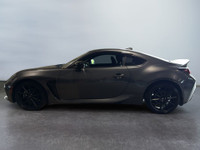 Decouvrez ce superbe Toyota GR86 Premium 2023 en finition gris elegant , parfait pour les amateurs d... (image 2)