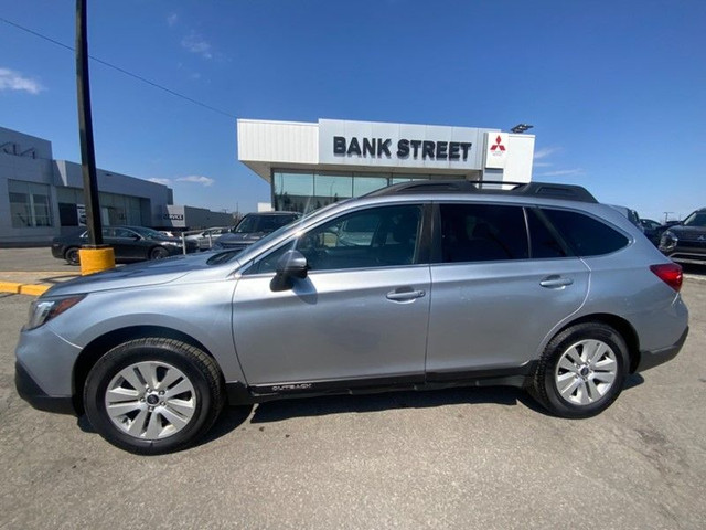 2018 Subaru Outback 2.5i Touring w/EyeSight Pkg in Cars & Trucks in Ottawa - Image 4