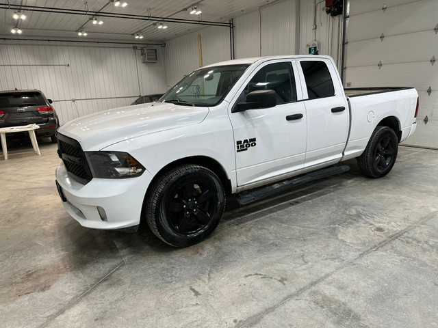 CLEAN TITLE, SAFETIED, 2019 Ram 1500 Classic in Cars & Trucks in Winnipeg - Image 2